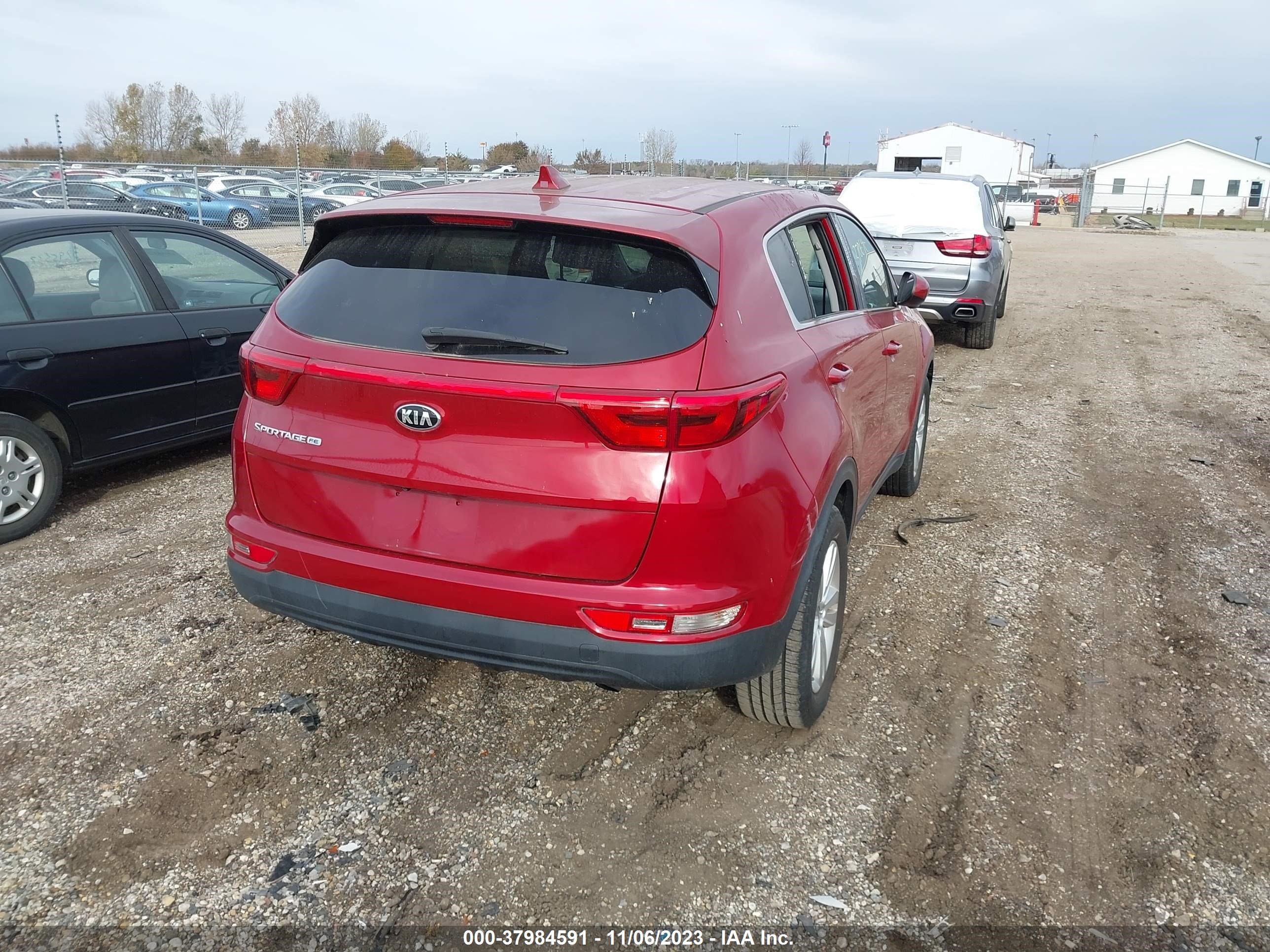 Photo 3 VIN: KNDPM3AC7J7382419 - KIA SPORTAGE 