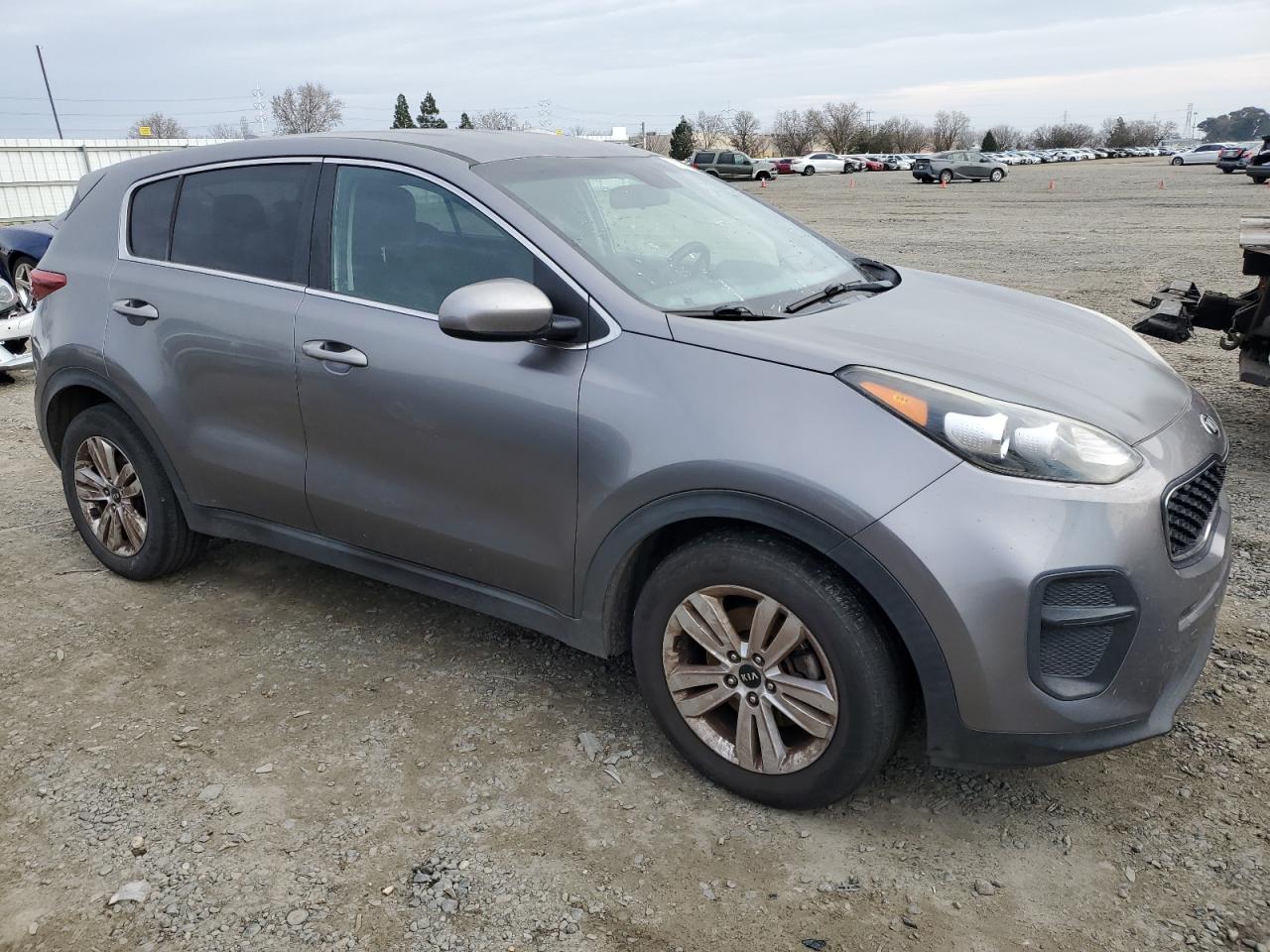 Photo 3 VIN: KNDPM3AC8H7153273 - KIA SPORTAGE 