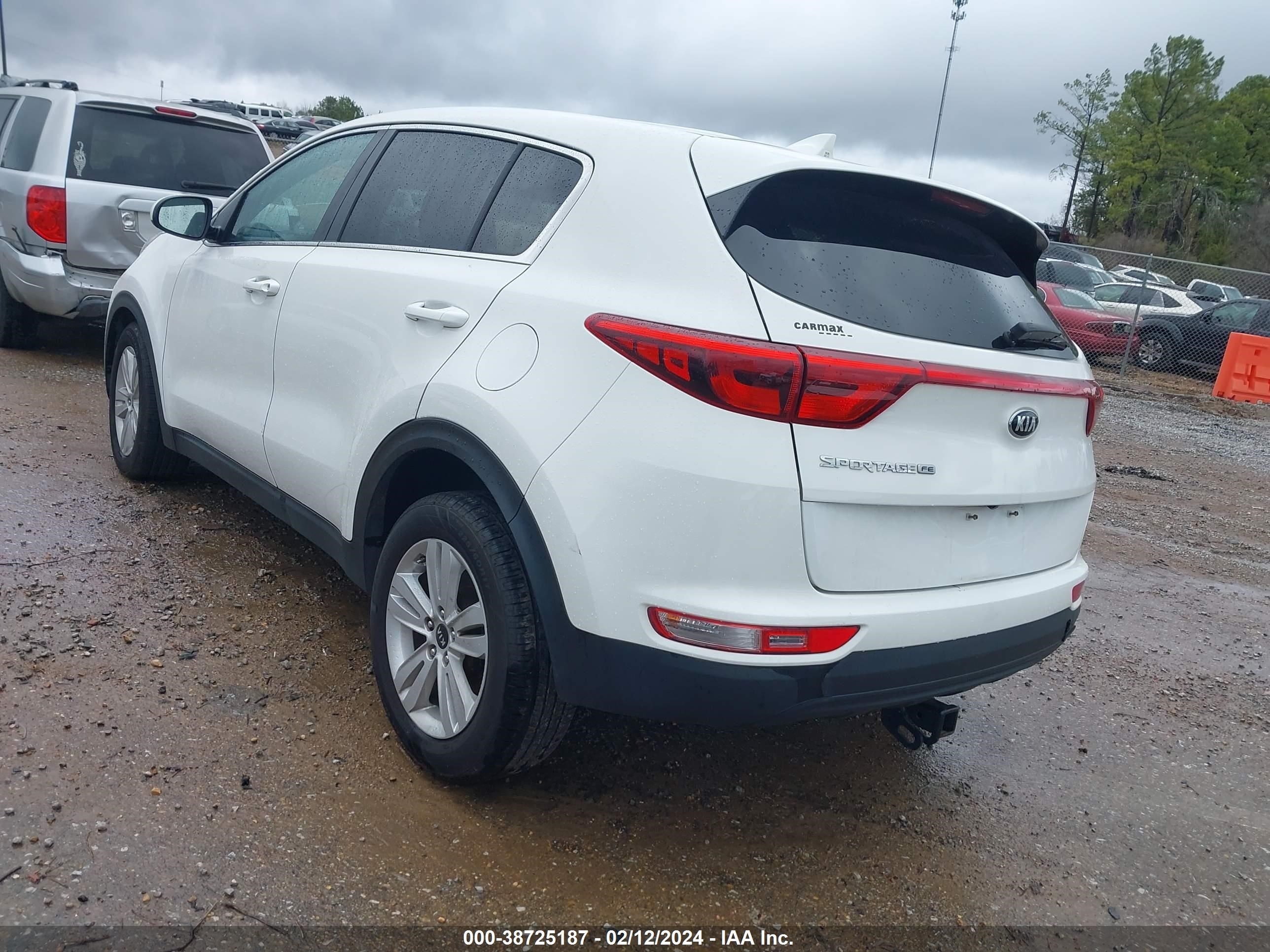 Photo 2 VIN: KNDPM3AC8J7487535 - KIA SPORTAGE 