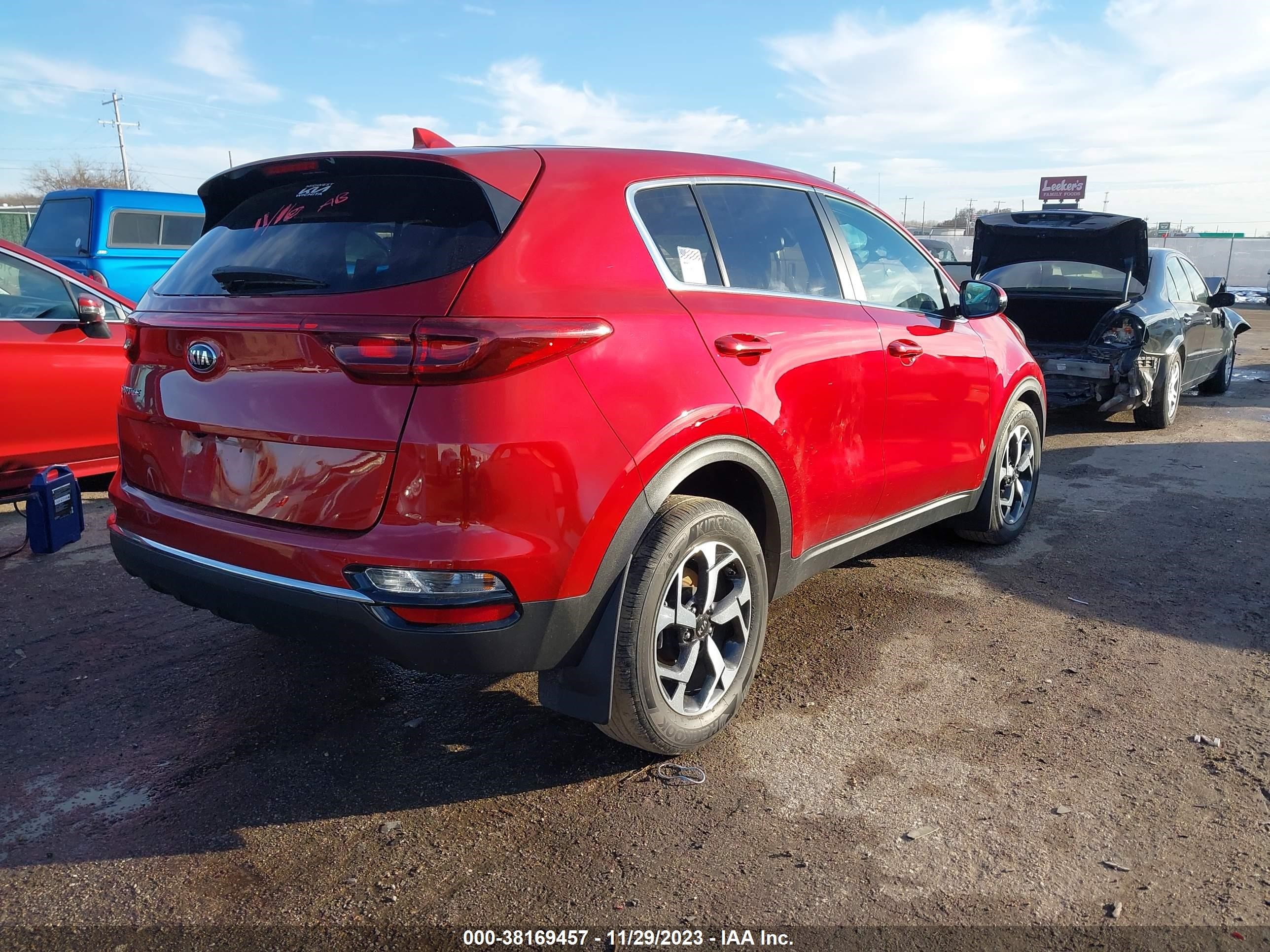 Photo 3 VIN: KNDPM3AC8L7769404 - KIA SPORTAGE 