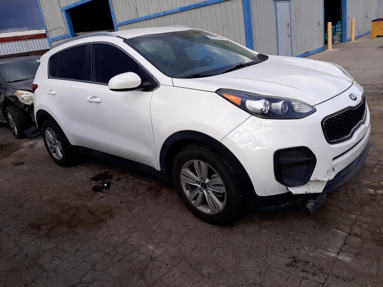 Photo 3 VIN: KNDPM3ACXH7233948 - KIA SPORTAGE 