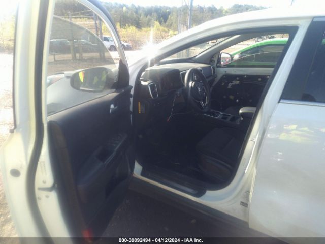 Photo 4 VIN: KNDPM3ACXM7905016 - KIA SPORTAGE 