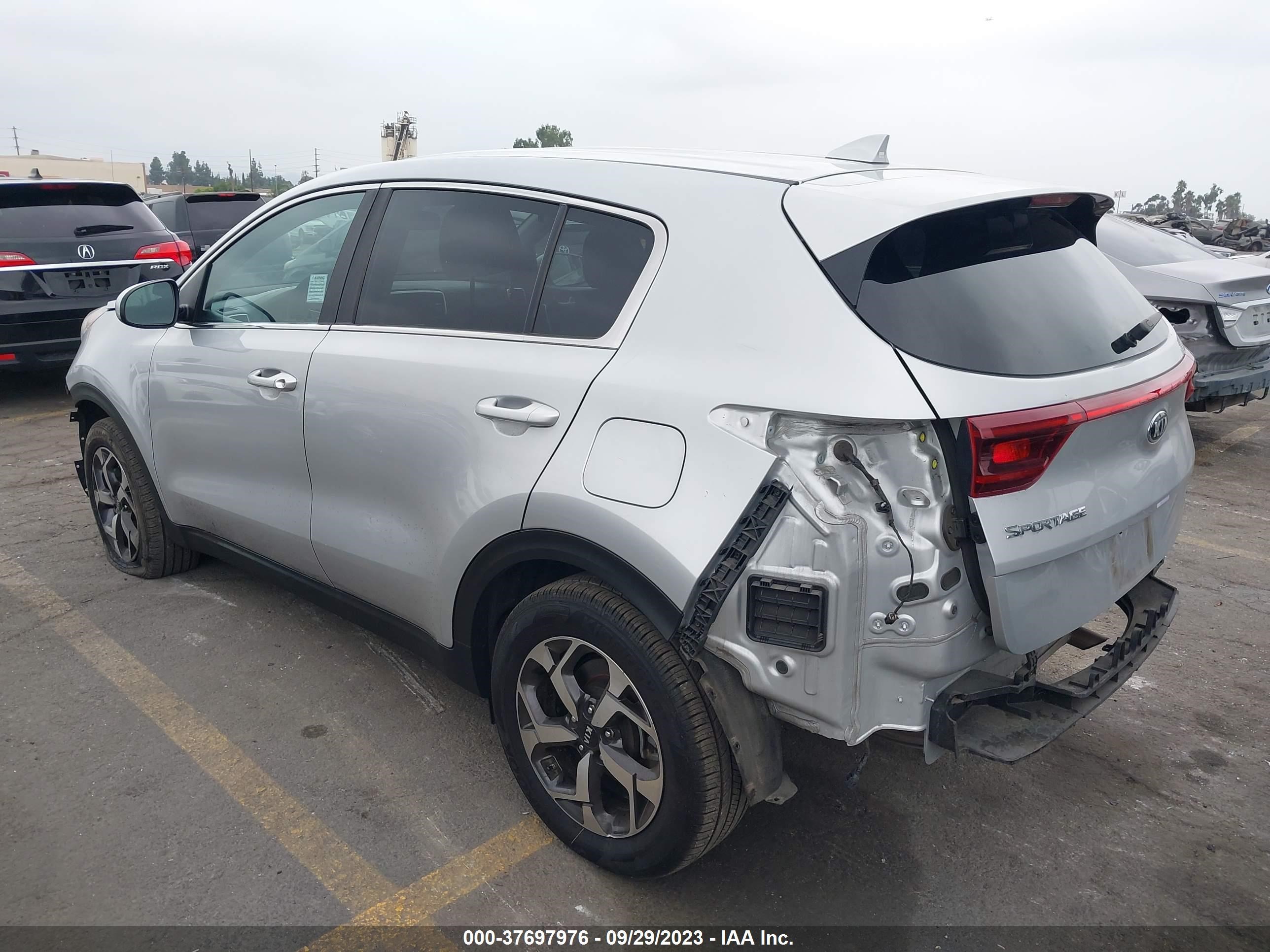 Photo 2 VIN: KNDPM3ACXM7915481 - KIA SPORTAGE 