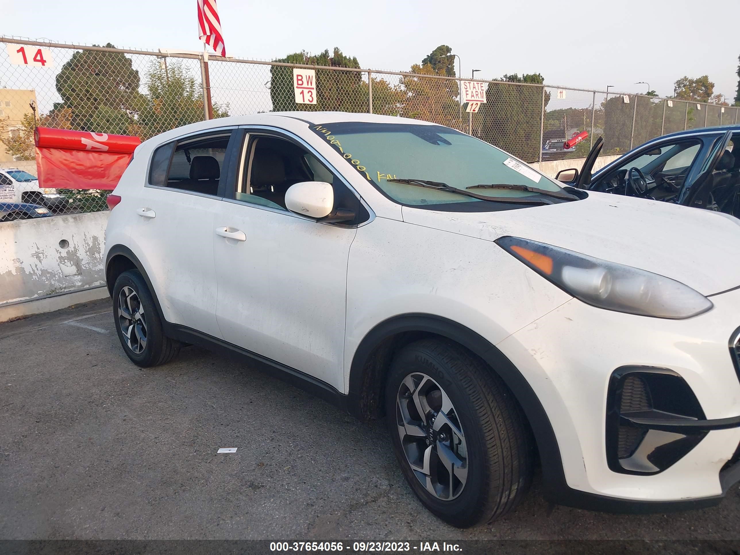 Photo 11 VIN: KNDPM3ACXN7965816 - KIA SPORTAGE 