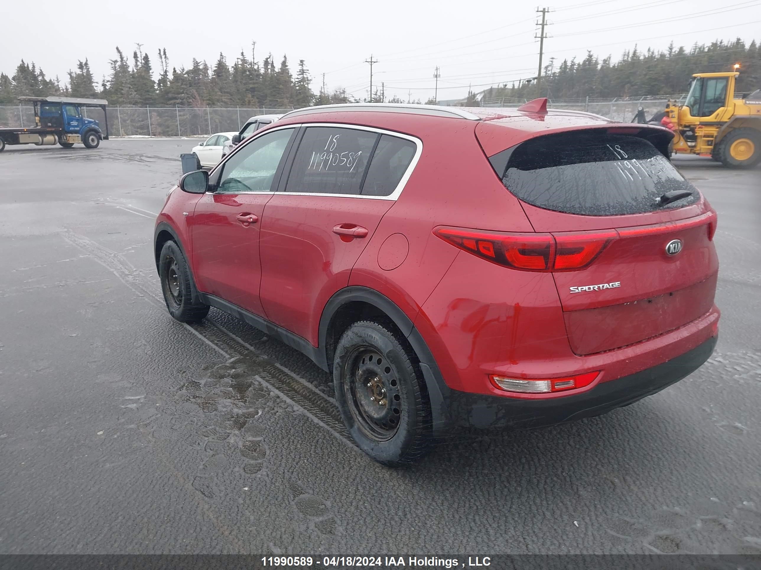 Photo 2 VIN: KNDPMCAC1J7376163 - KIA SPORTAGE 