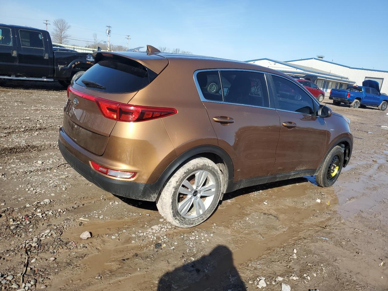 Photo 2 VIN: KNDPMCAC1J7402552 - KIA SPORTAGE 