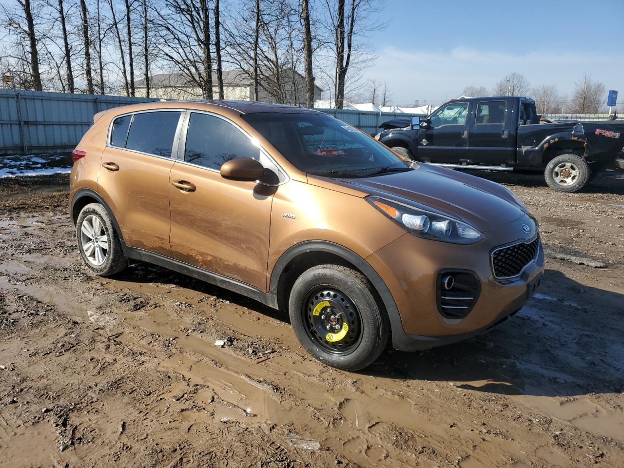 Photo 3 VIN: KNDPMCAC1J7402552 - KIA SPORTAGE 