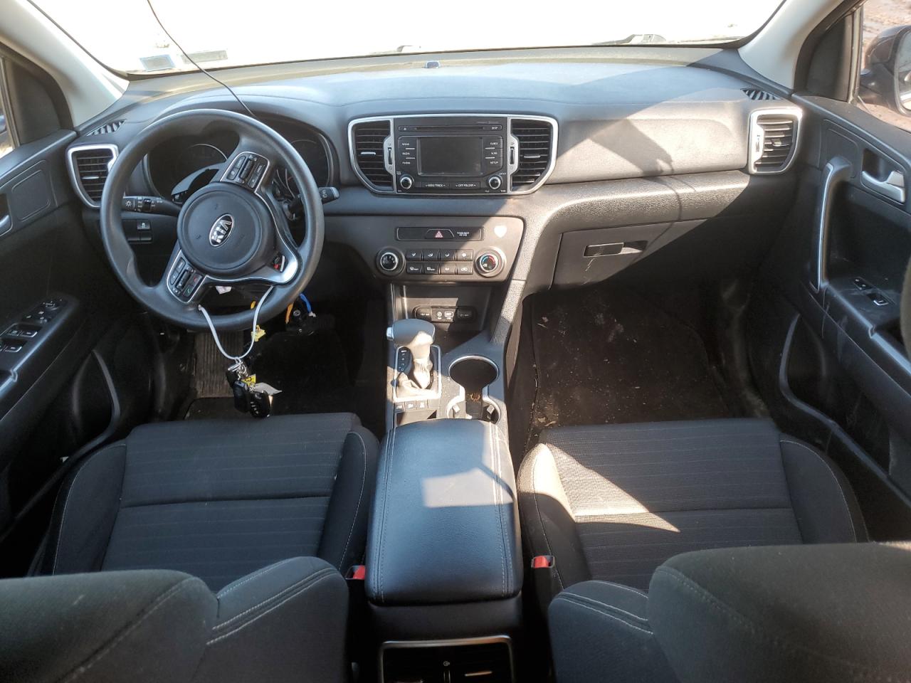 Photo 7 VIN: KNDPMCAC1J7402552 - KIA SPORTAGE 