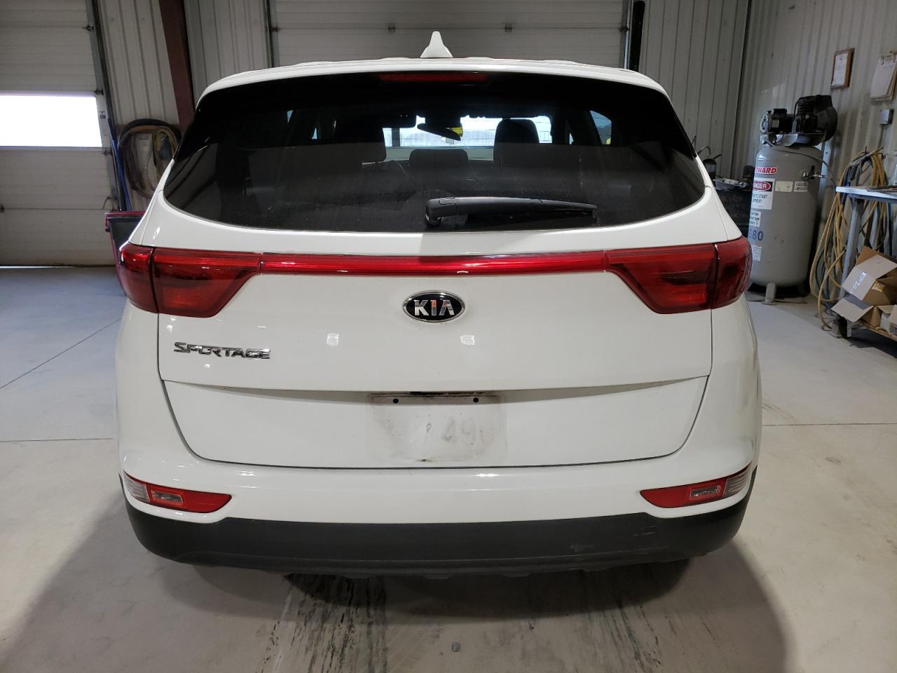 Photo 5 VIN: KNDPMCAC1K7499091 - KIA SPORTAGE 