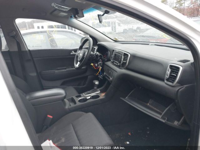 Photo 4 VIN: KNDPMCAC1K7499429 - KIA SPORTAGE 