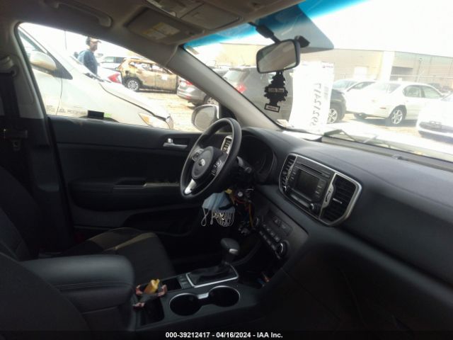 Photo 4 VIN: KNDPMCAC1K7551013 - KIA SPORTAGE 