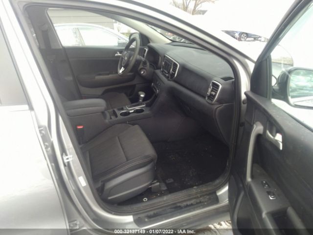 Photo 4 VIN: KNDPMCAC1K7624428 - KIA SPORTAGE 