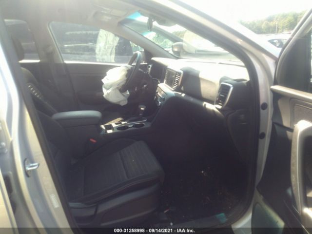 Photo 4 VIN: KNDPMCAC1M7895007 - KIA SPORTAGE 