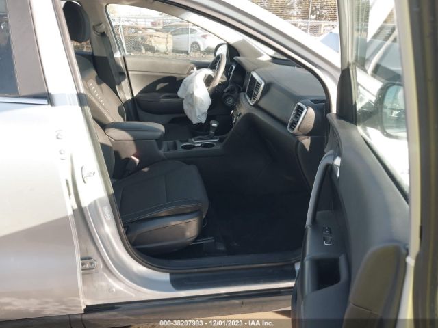 Photo 4 VIN: KNDPMCAC1M7928586 - KIA SPORTAGE 