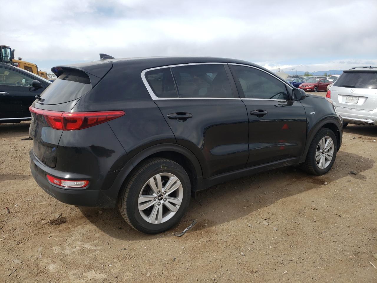 Photo 2 VIN: KNDPMCAC2J7440923 - KIA SPORTAGE 