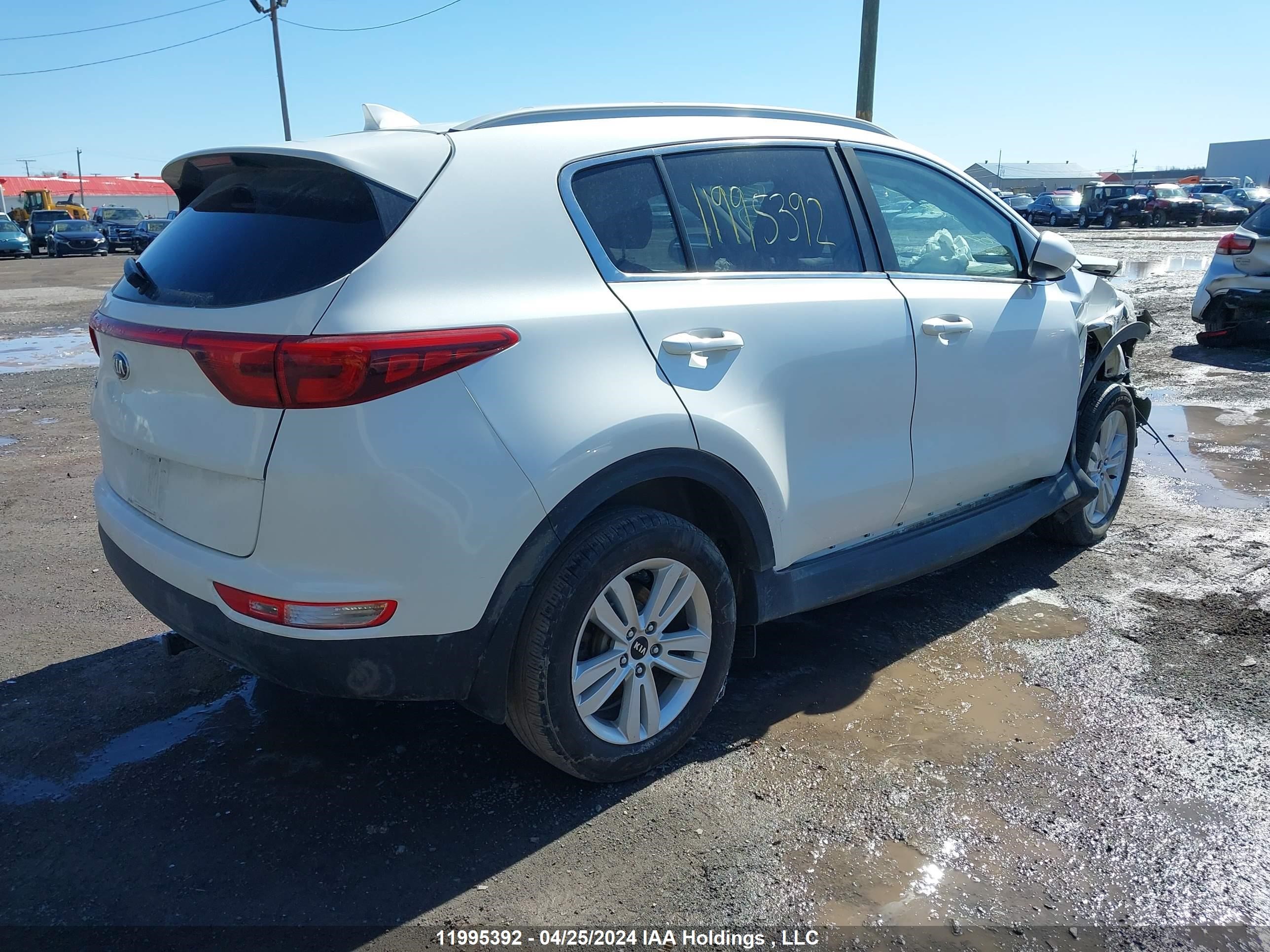 Photo 3 VIN: KNDPMCAC2J7451873 - KIA SPORTAGE 