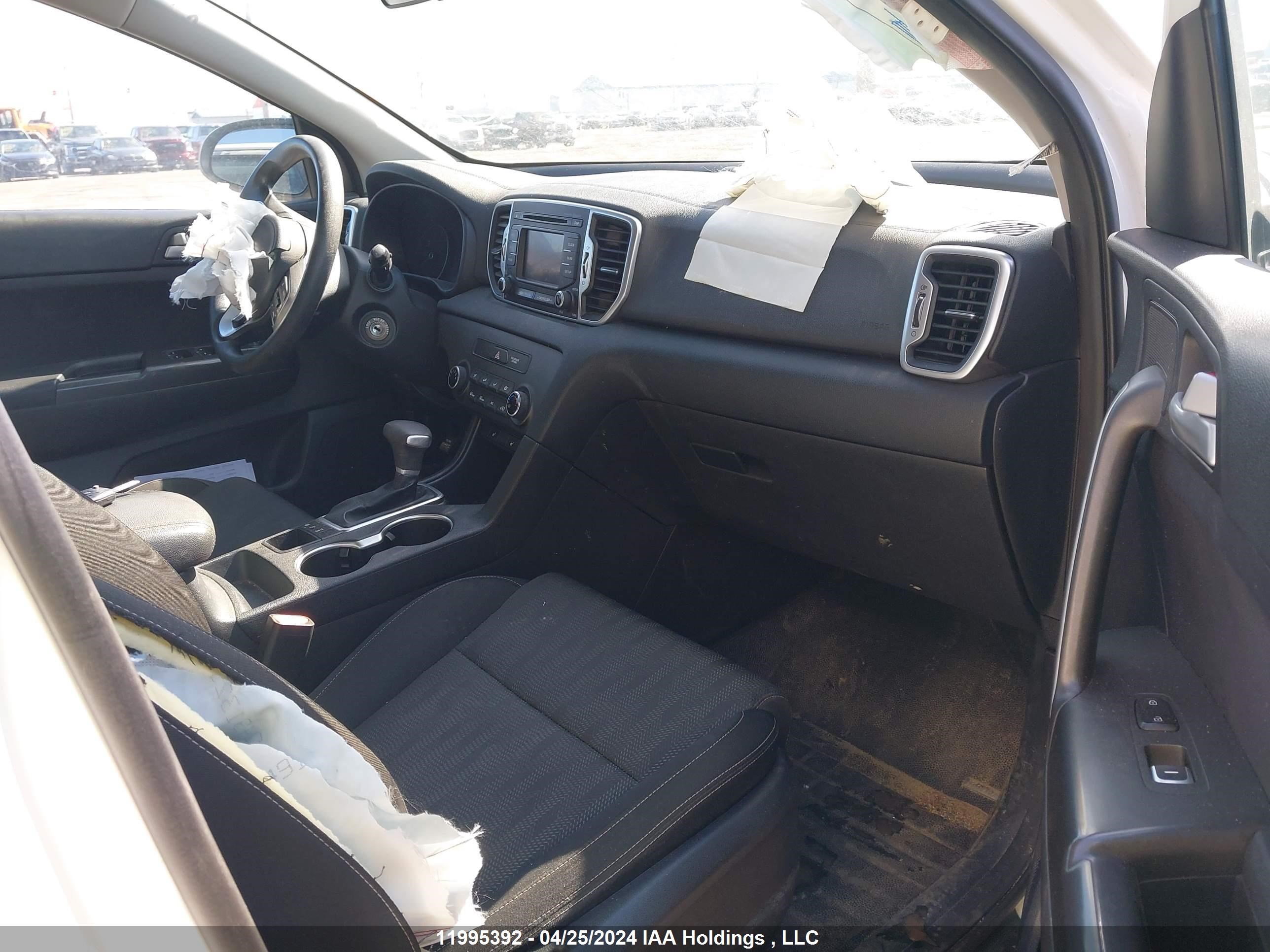 Photo 4 VIN: KNDPMCAC2J7451873 - KIA SPORTAGE 