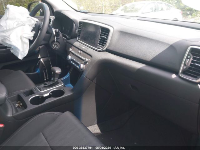 Photo 4 VIN: KNDPMCAC2L7811744 - KIA SPORTAGE 