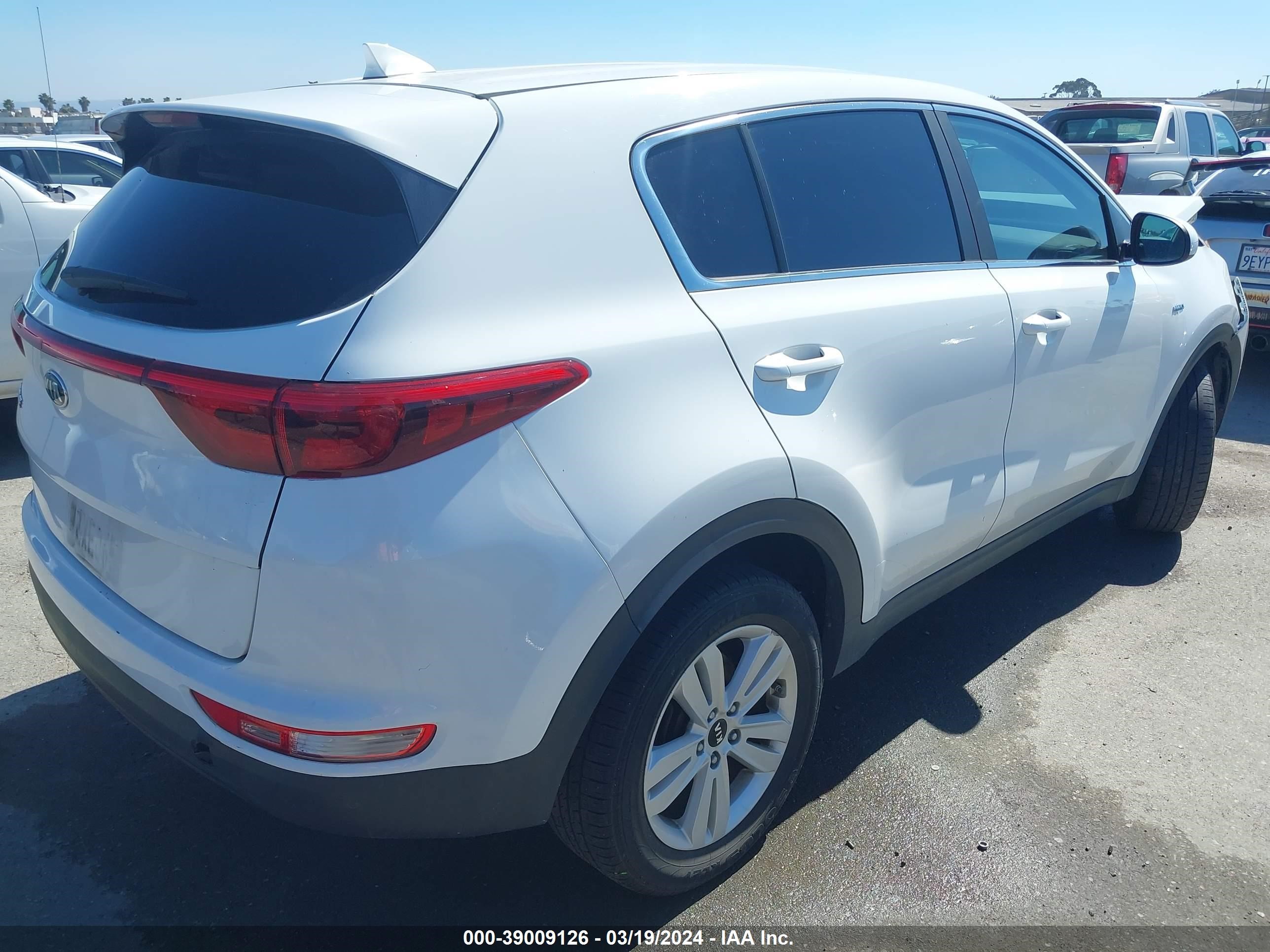 Photo 3 VIN: KNDPMCAC3H7298933 - KIA SPORTAGE 