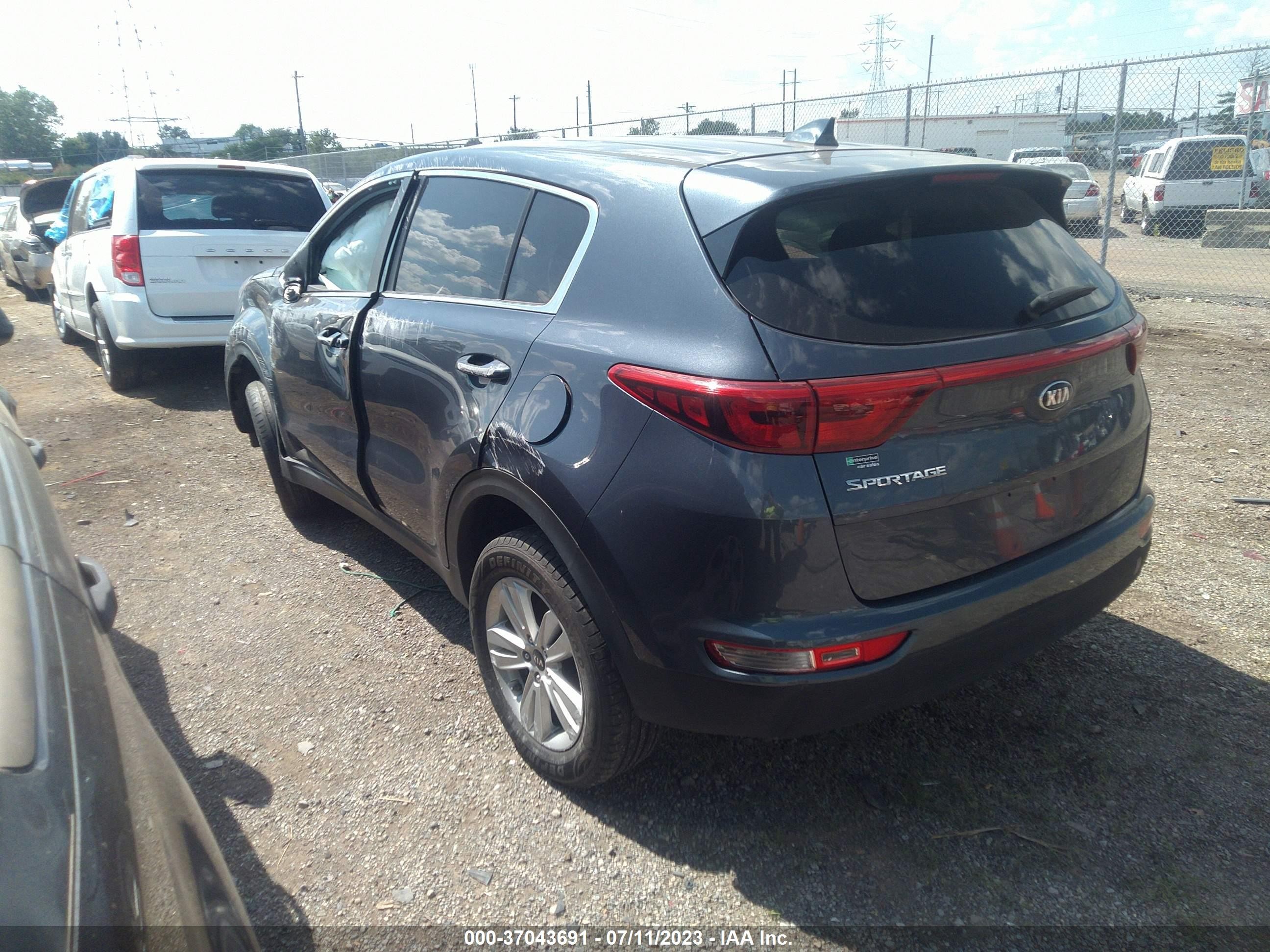 Photo 2 VIN: KNDPMCAC3J7340524 - KIA SPORTAGE 