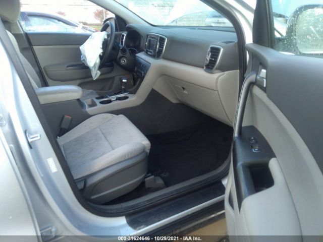 Photo 4 VIN: KNDPMCAC3K7568914 - KIA SPORTAGE 