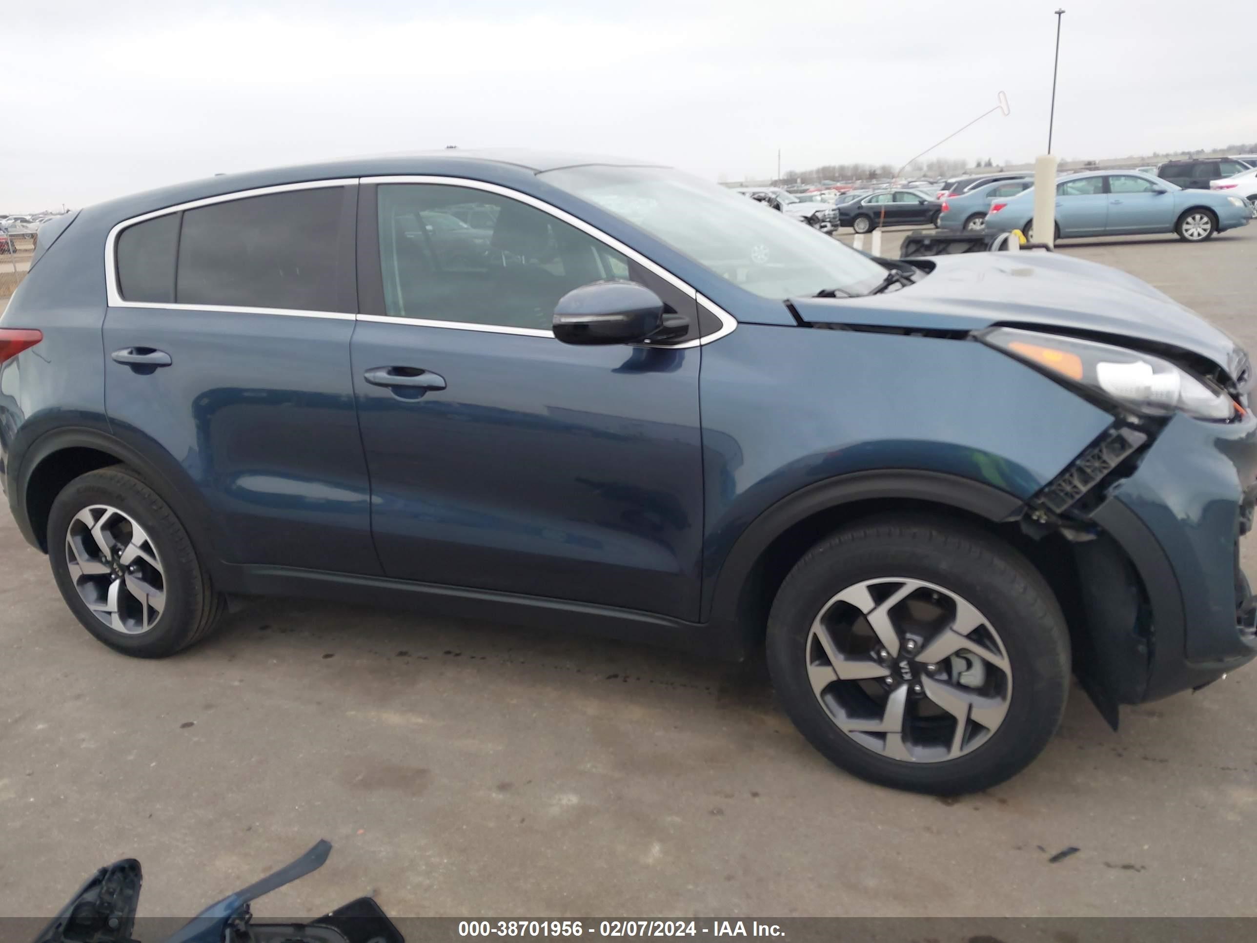 Photo 13 VIN: KNDPMCAC3M7910459 - KIA SPORTAGE 