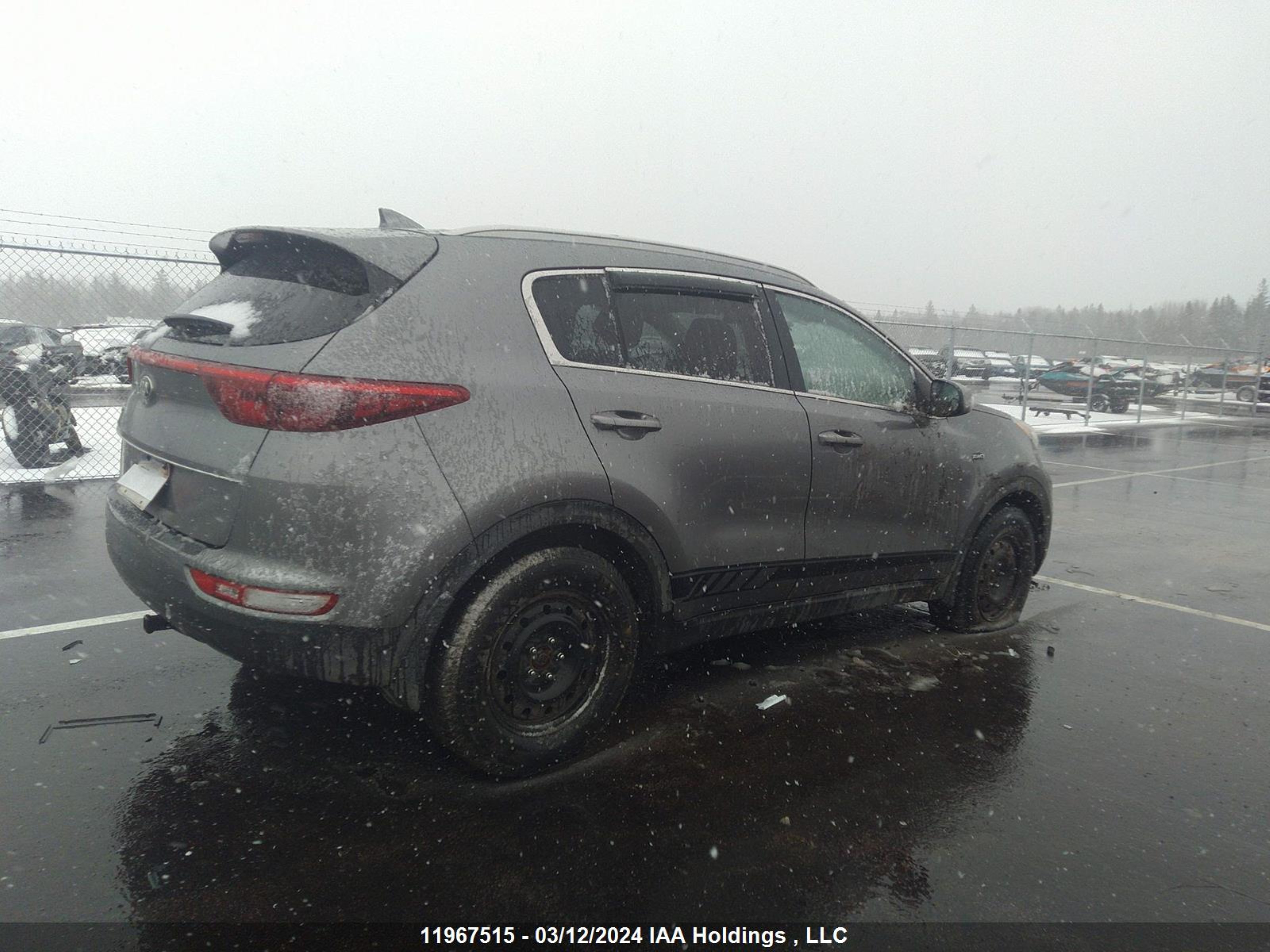 Photo 3 VIN: KNDPMCAC4H7124692 - KIA SPORTAGE 