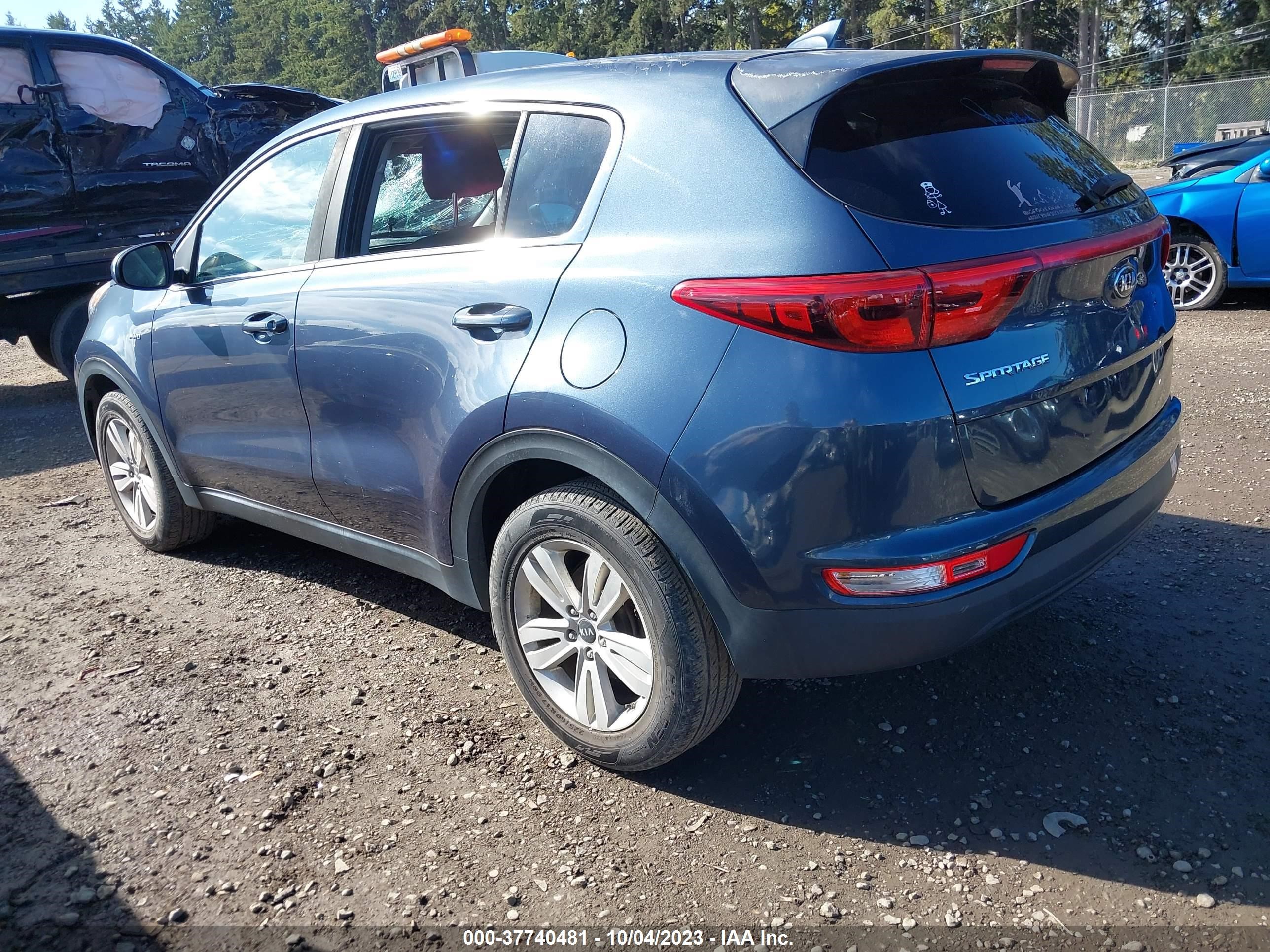 Photo 13 VIN: KNDPMCAC4J7450045 - KIA SPORTAGE 