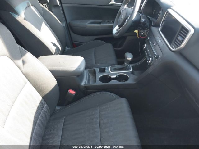 Photo 4 VIN: KNDPMCAC4N7968291 - KIA SPORTAGE 