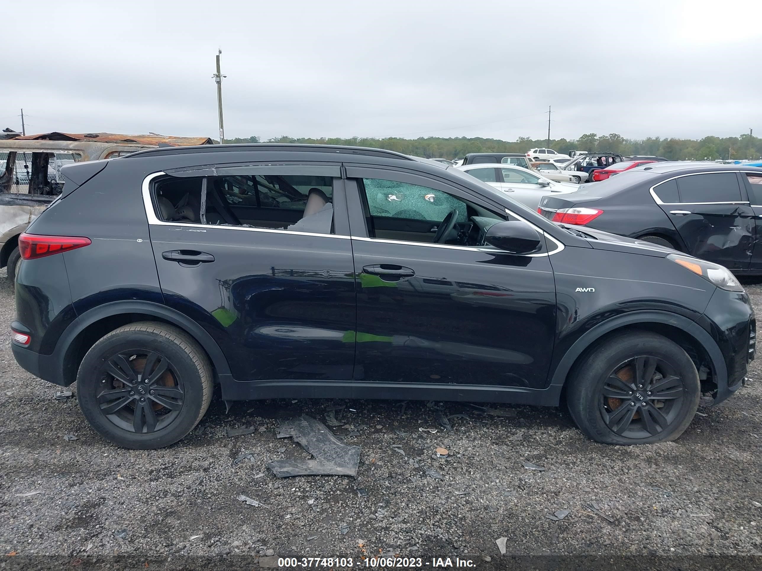 Photo 11 VIN: KNDPMCAC5H7273709 - KIA SPORTAGE 