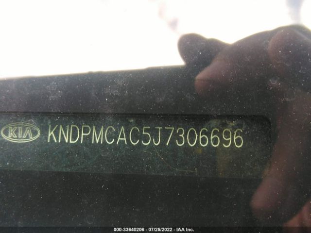 Photo 8 VIN: KNDPMCAC5J7306696 - KIA SPORTAGE 