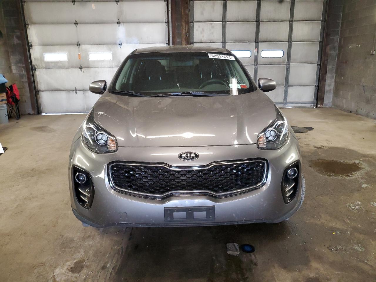 Photo 4 VIN: KNDPMCAC5J7447929 - KIA SPORTAGE 