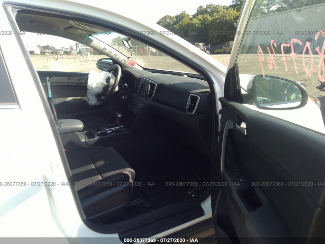 Photo 4 VIN: KNDPMCAC5K7502719 - KIA SPORTAGE 