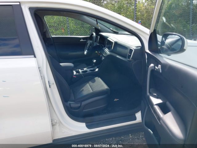 Photo 4 VIN: KNDPMCAC5N7993667 - KIA SPORTAGE 