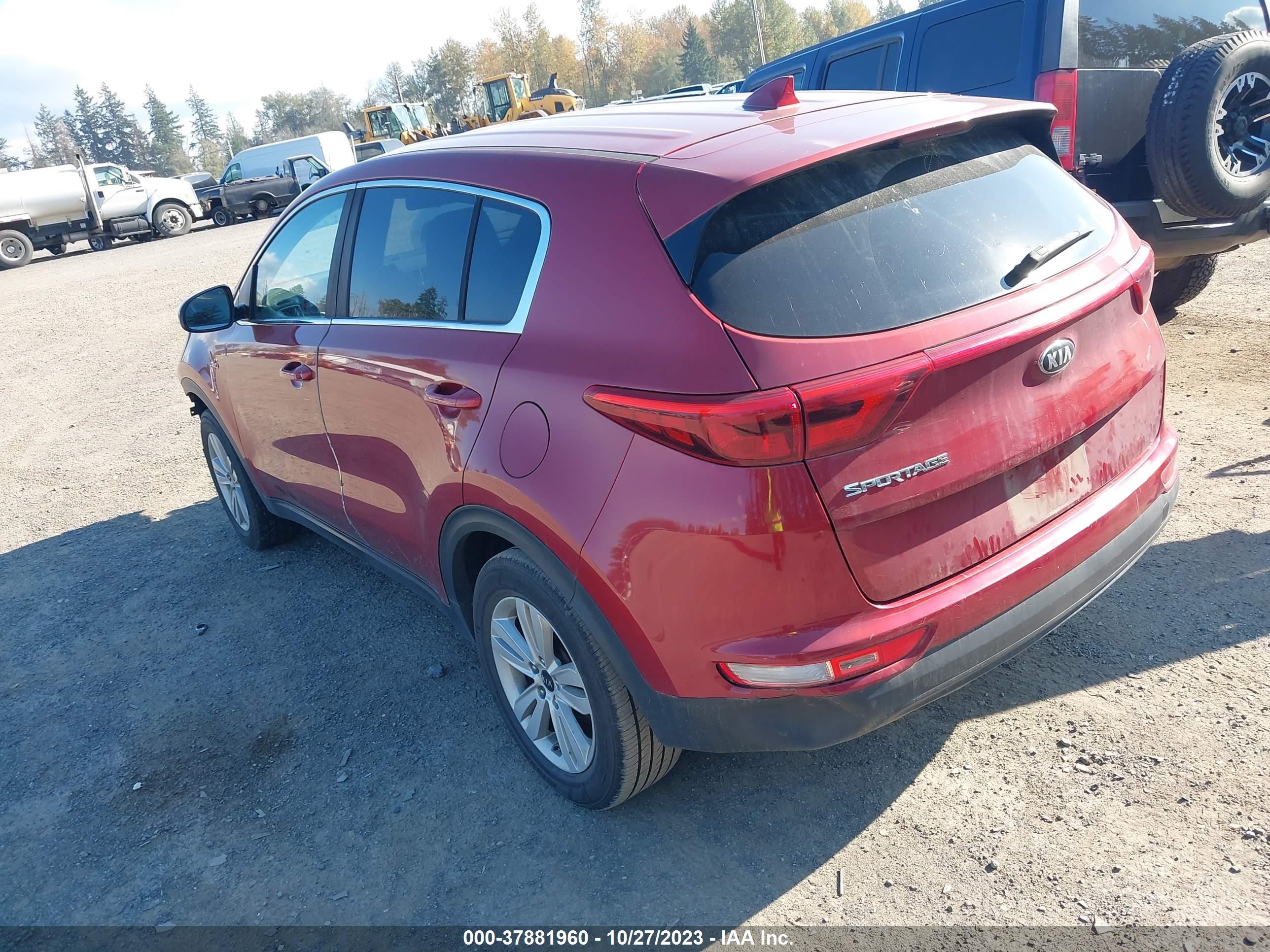 Photo 2 VIN: KNDPMCAC6H7112365 - KIA SPORTAGE 