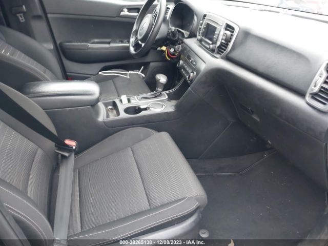 Photo 4 VIN: KNDPMCAC6J7387322 - KIA SPORTAGE 