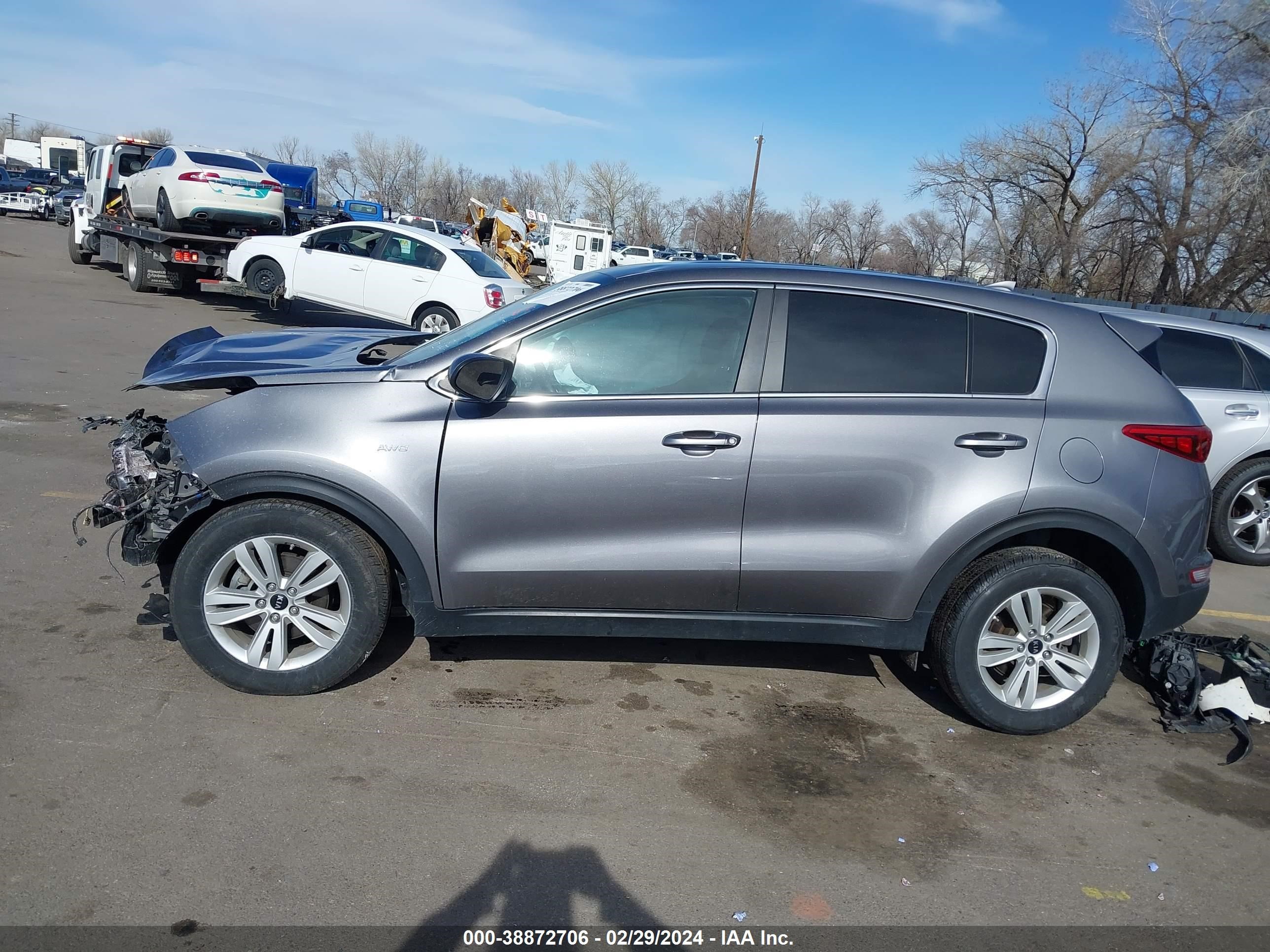 Photo 13 VIN: KNDPMCAC7H7219067 - KIA SPORTAGE 