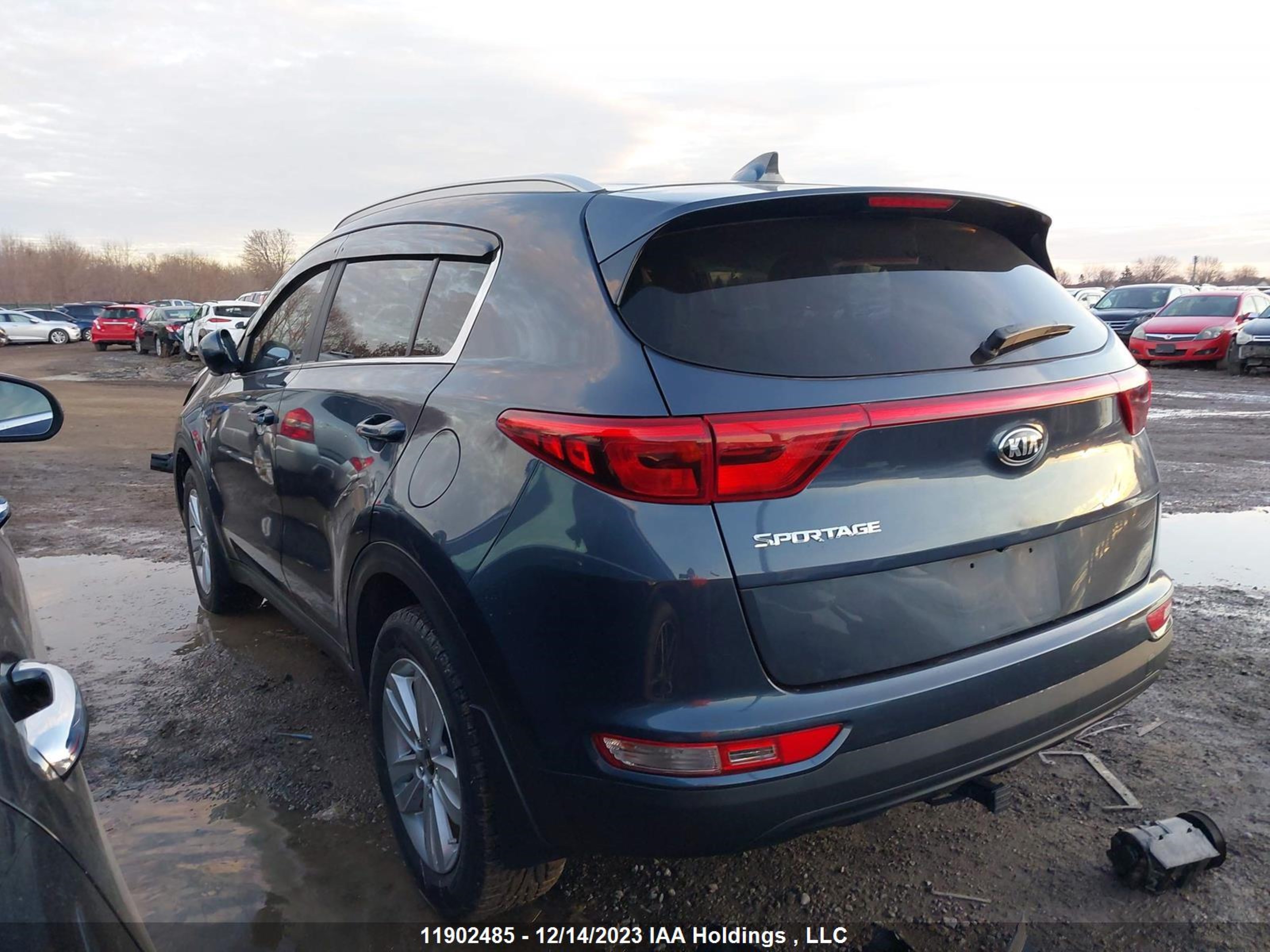 Photo 2 VIN: KNDPMCAC7J7307333 - KIA SPORTAGE 