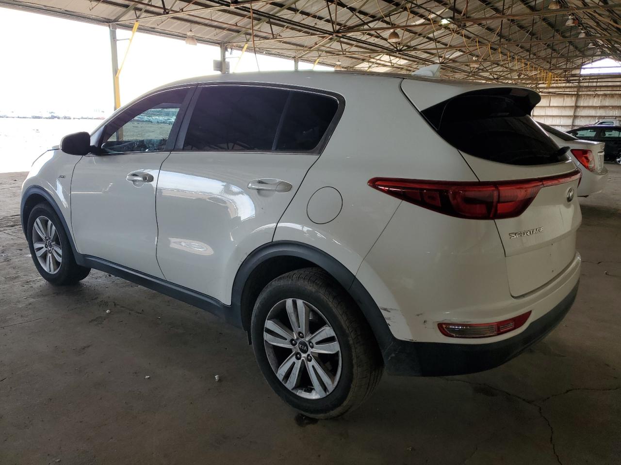 Photo 1 VIN: KNDPMCAC7J7371131 - KIA SPORTAGE 