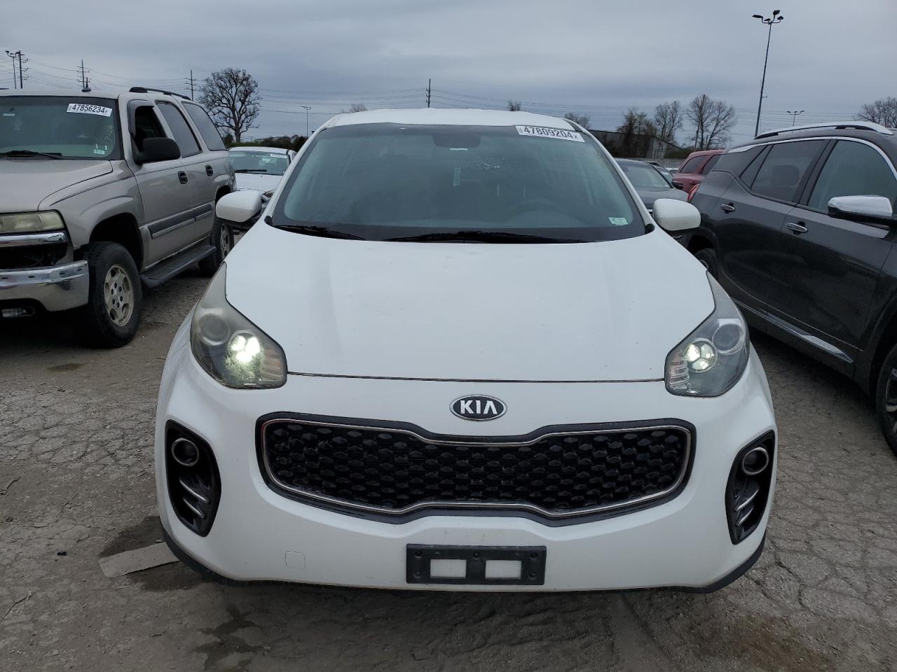 Photo 4 VIN: KNDPMCAC7J7424104 - KIA SPORTAGE 