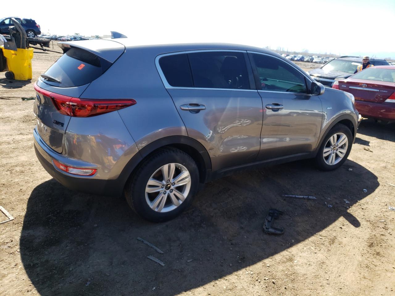 Photo 2 VIN: KNDPMCAC7J7475084 - KIA SPORTAGE 