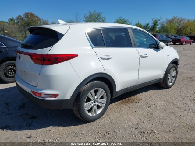 Photo 3 VIN: KNDPMCAC8H7065677 - KIA SPORTAGE 