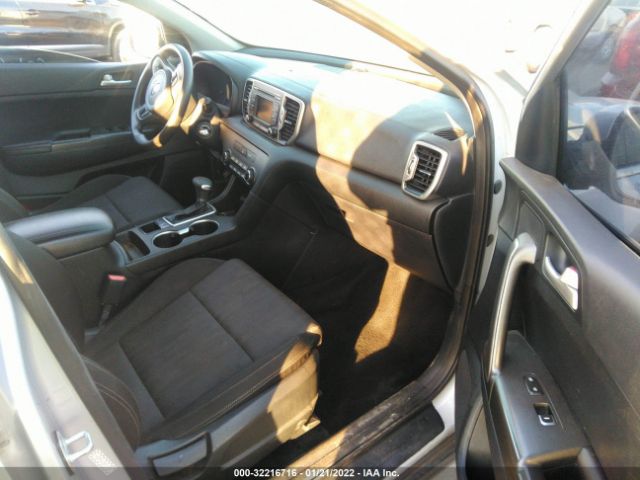 Photo 4 VIN: KNDPMCAC8H7112027 - KIA SPORTAGE 