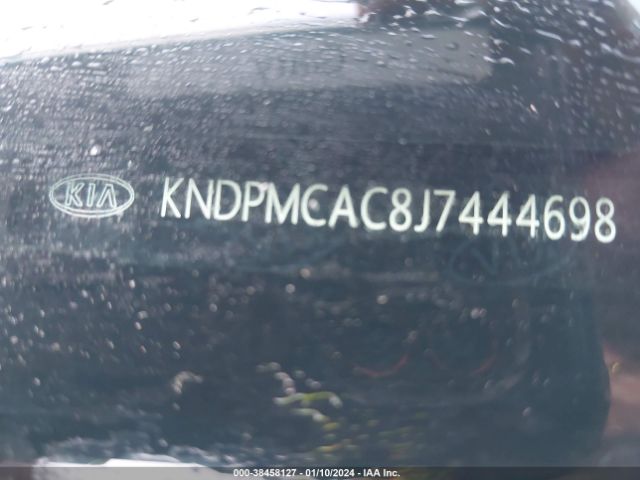 Photo 8 VIN: KNDPMCAC8J7444698 - KIA SPORTAGE 