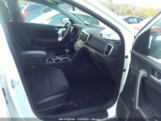 Photo 4 VIN: KNDPMCAC8M7895778 - KIA SPORTAGE 