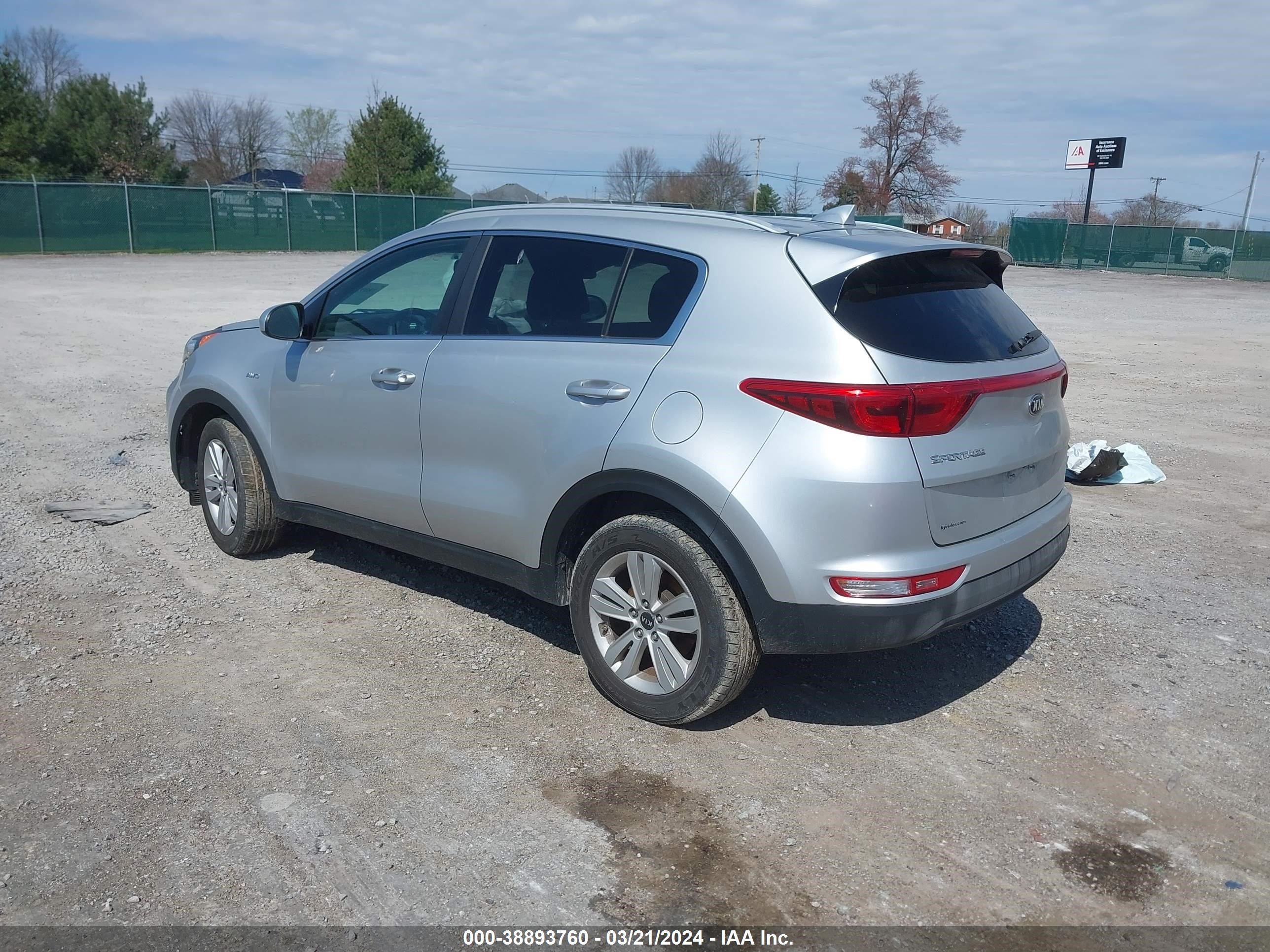 Photo 2 VIN: KNDPMCAC9H7052131 - KIA SPORTAGE 