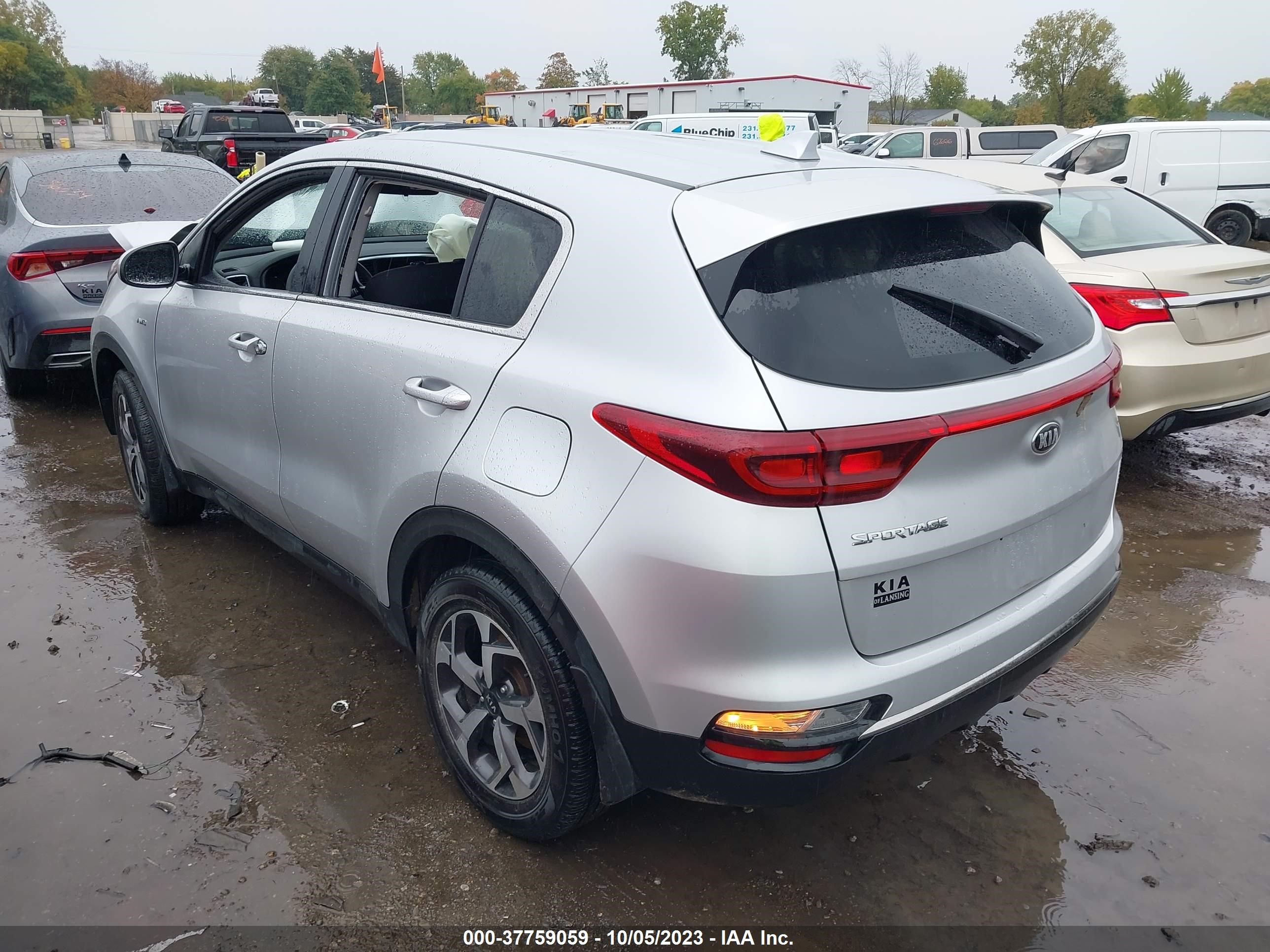 Photo 2 VIN: KNDPMCAC9L7828525 - KIA SPORTAGE 