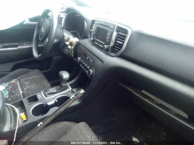 Photo 4 VIN: KNDPMCACXJ7315698 - KIA SPORTAGE 