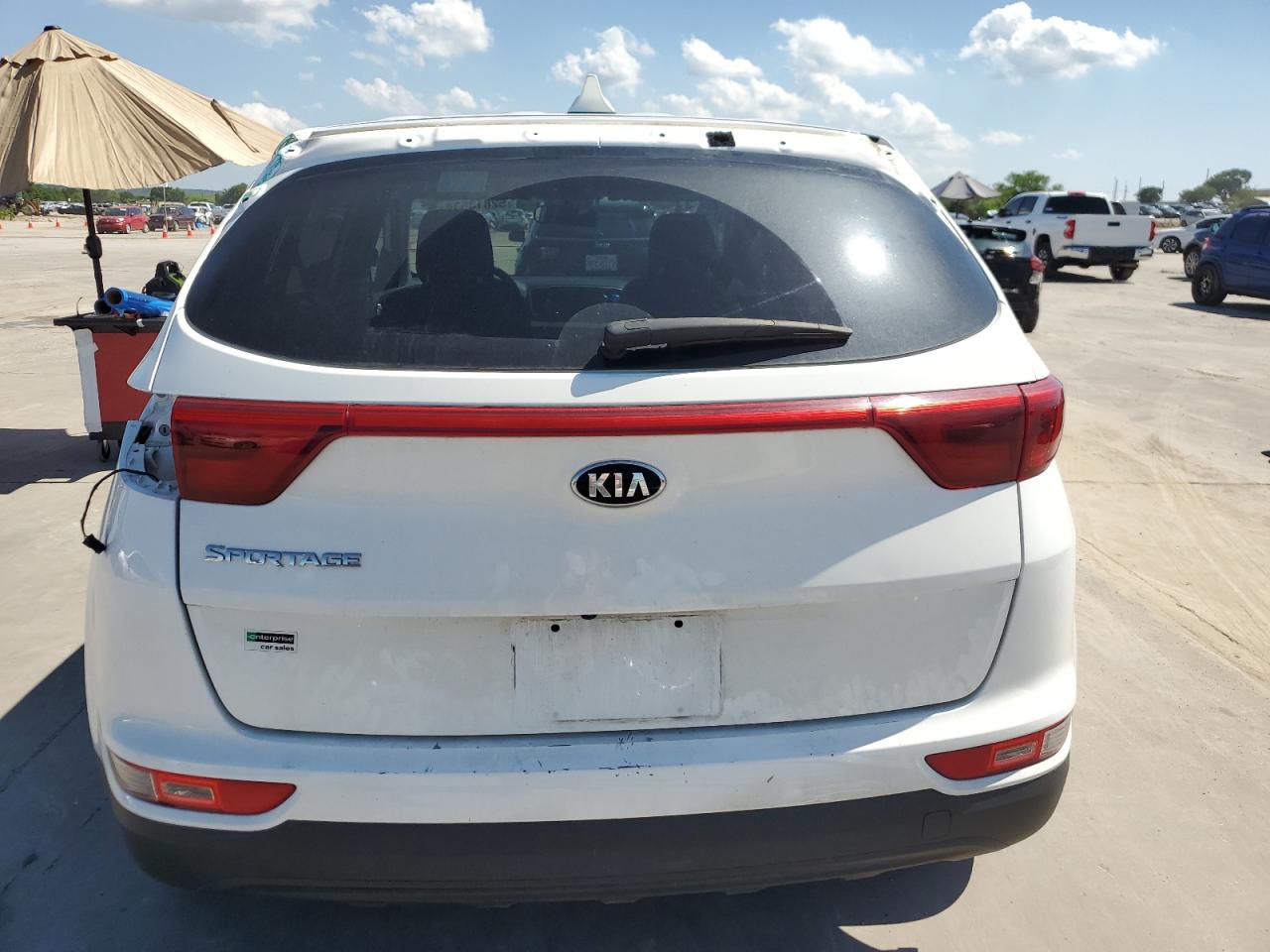 Photo 5 VIN: KNDPMCACXJ7330640 - KIA SPORTAGE 