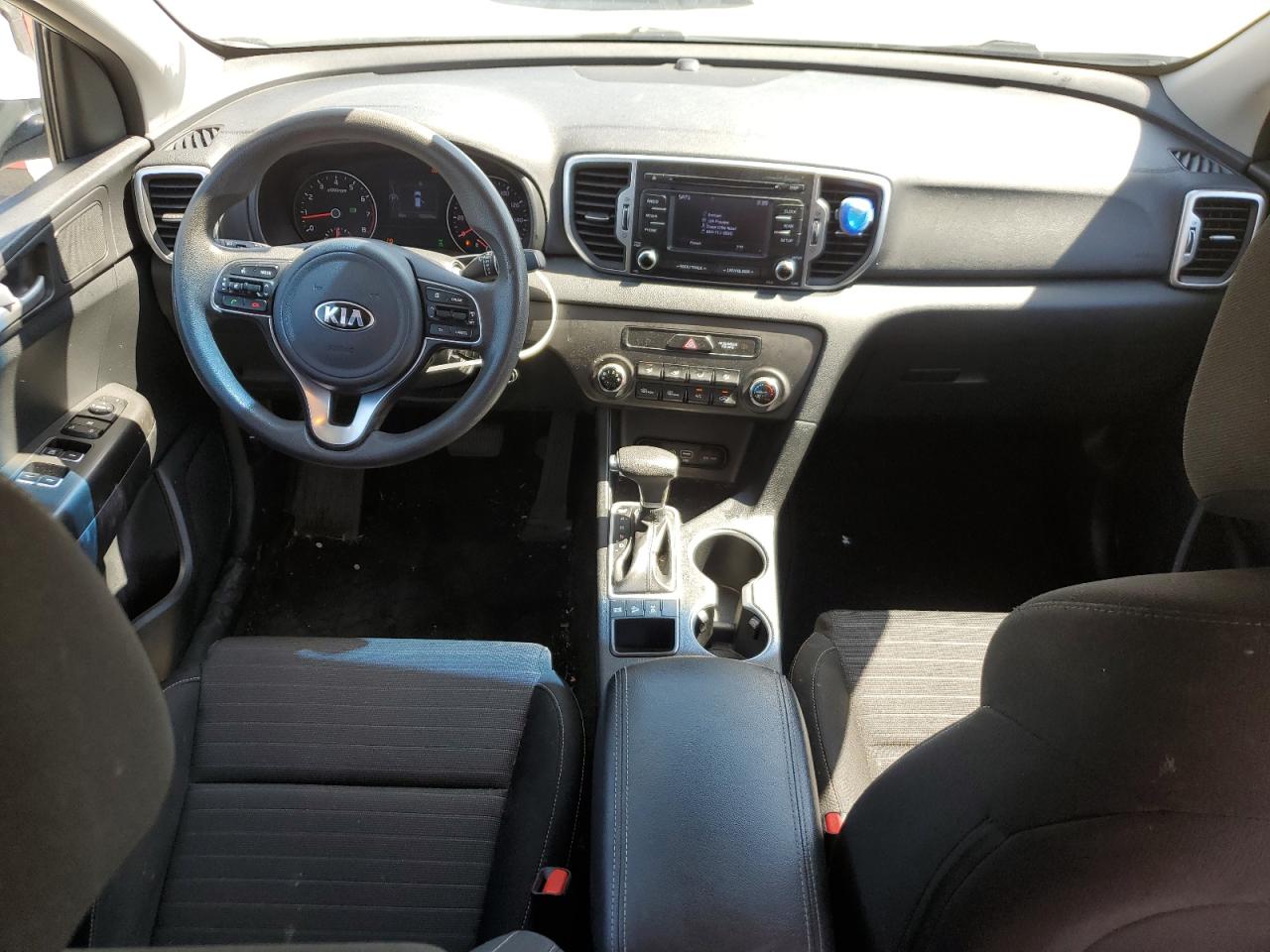 Photo 7 VIN: KNDPMCACXJ7330640 - KIA SPORTAGE 